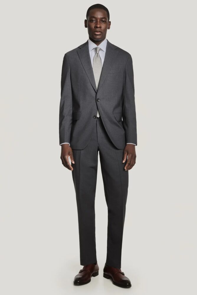 ET Solid Color Modern Fit Suit